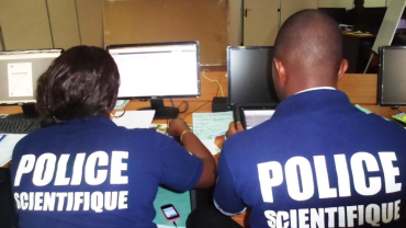 Sextorsion en ligne : la PLCC met fin aux activités de deux suspects en Côte d'Ivoire